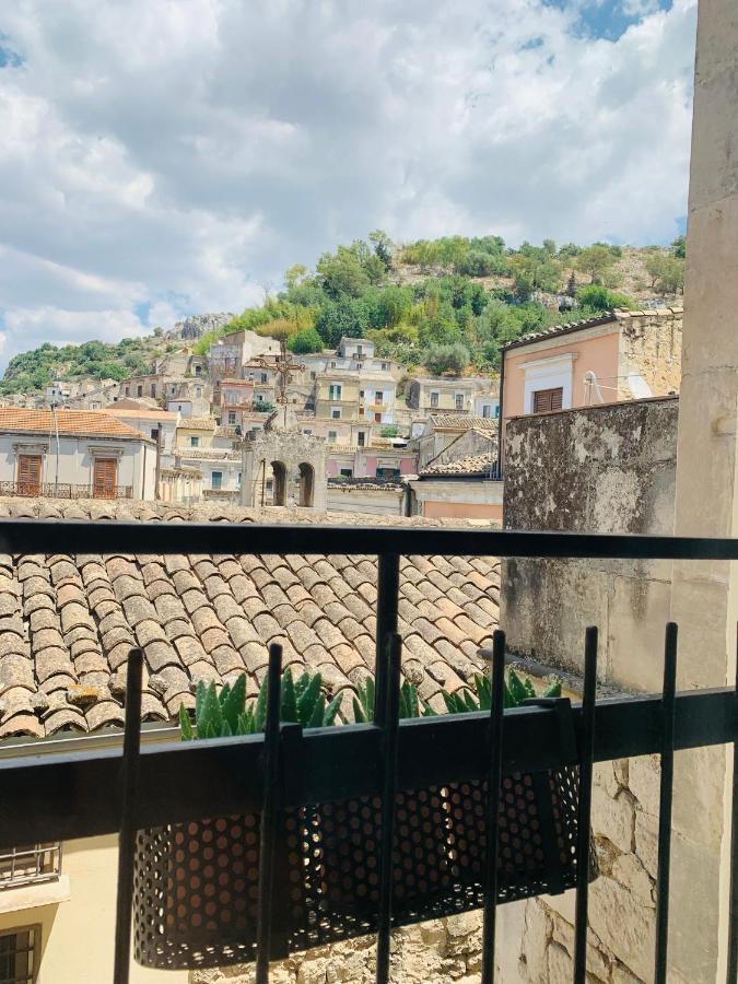 La Casetta Di Santa Sofia Modica Exteriör bild